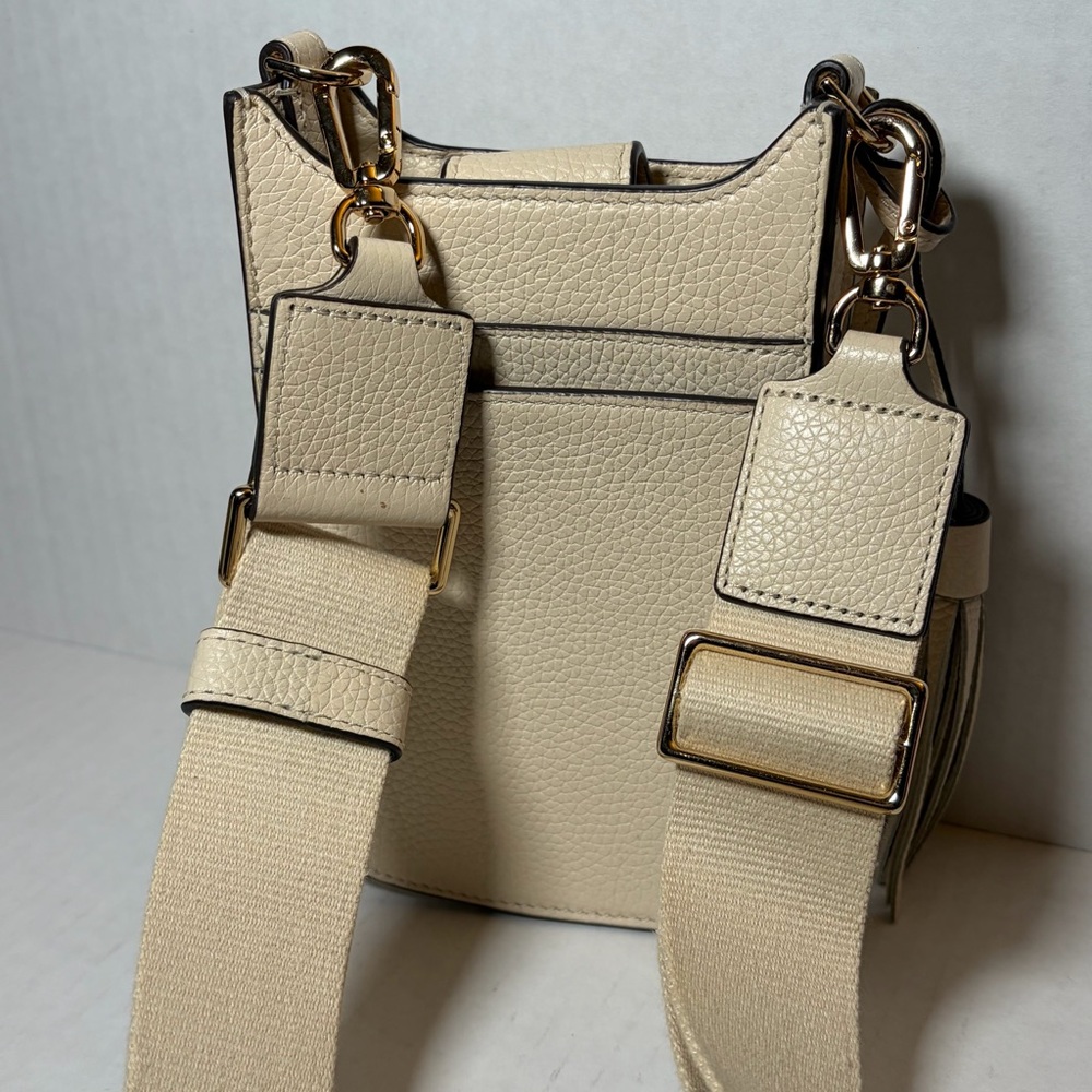 Tory Burch Thea Phone Crossbody Bag Beige Leather Shoulder Purse Tassel Logo - Picture 4 of 6